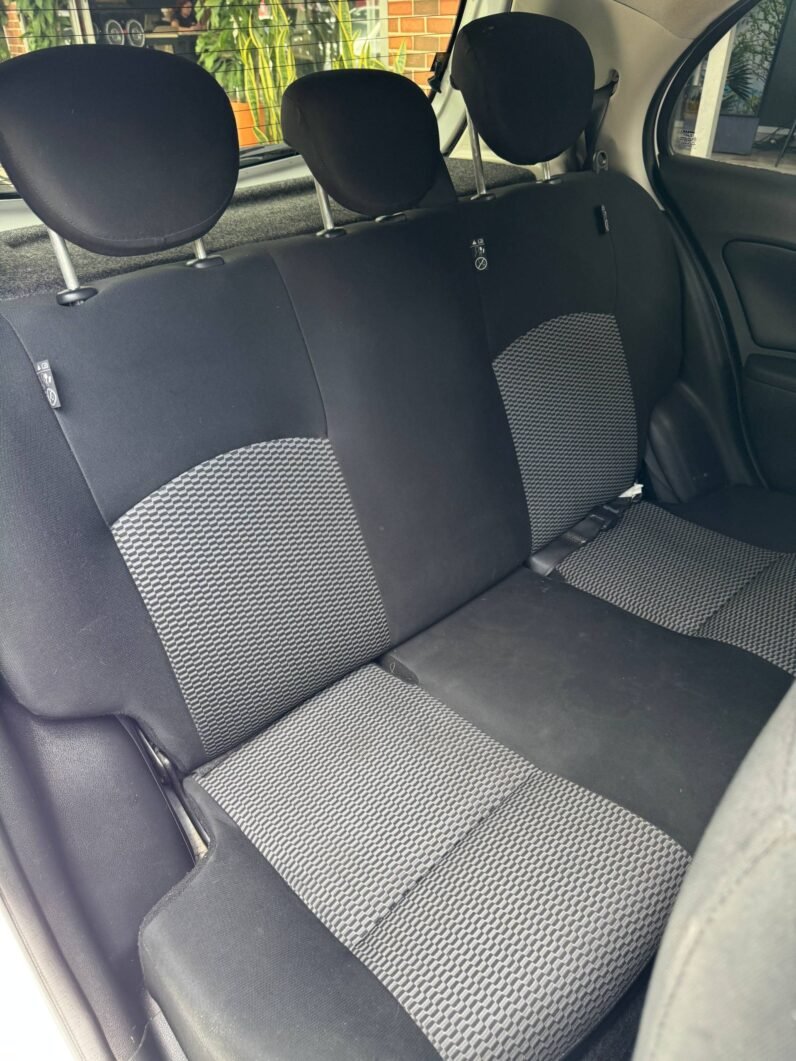 
								NISSAN MARCH ADVANCE 1.6L AT full									