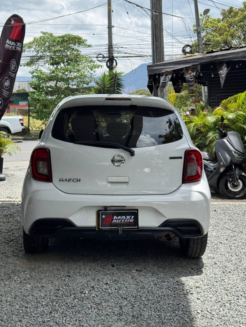 
								NISSAN MARCH ADVANCE 1.6L AT full									
