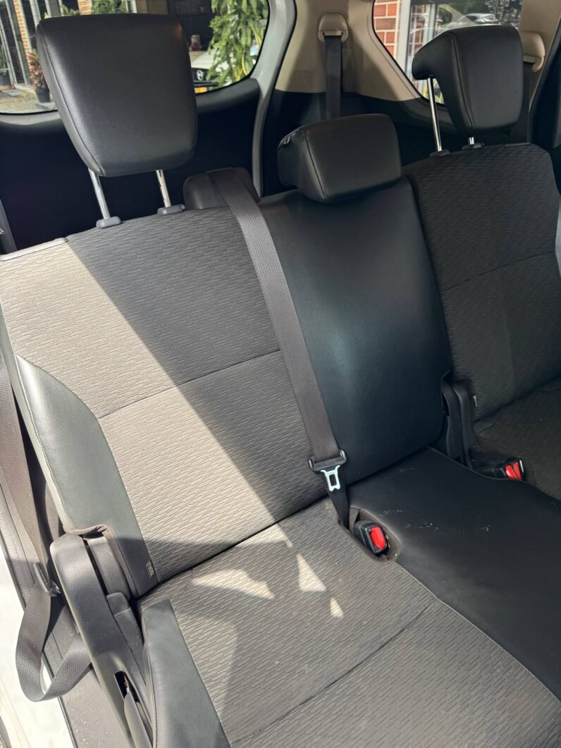 
								SUZUKI XL7 GLX 1.5l AT 7 PUESTOS full									