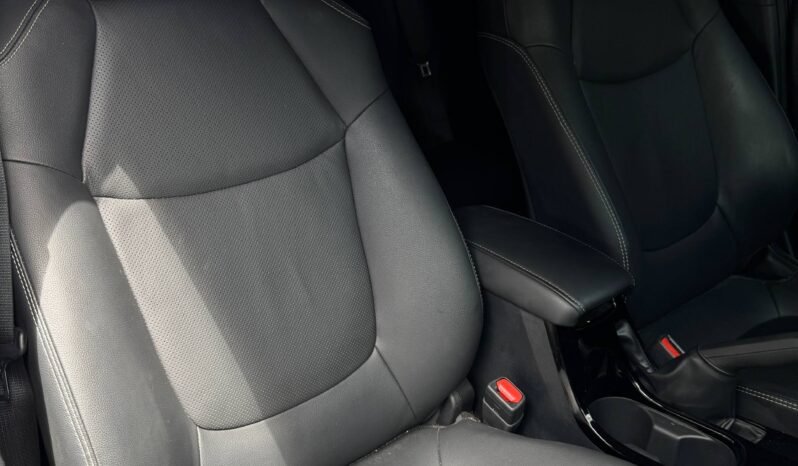 
								TOYOTA COROLLA XEI AT 1.8 HIBRIDO full									