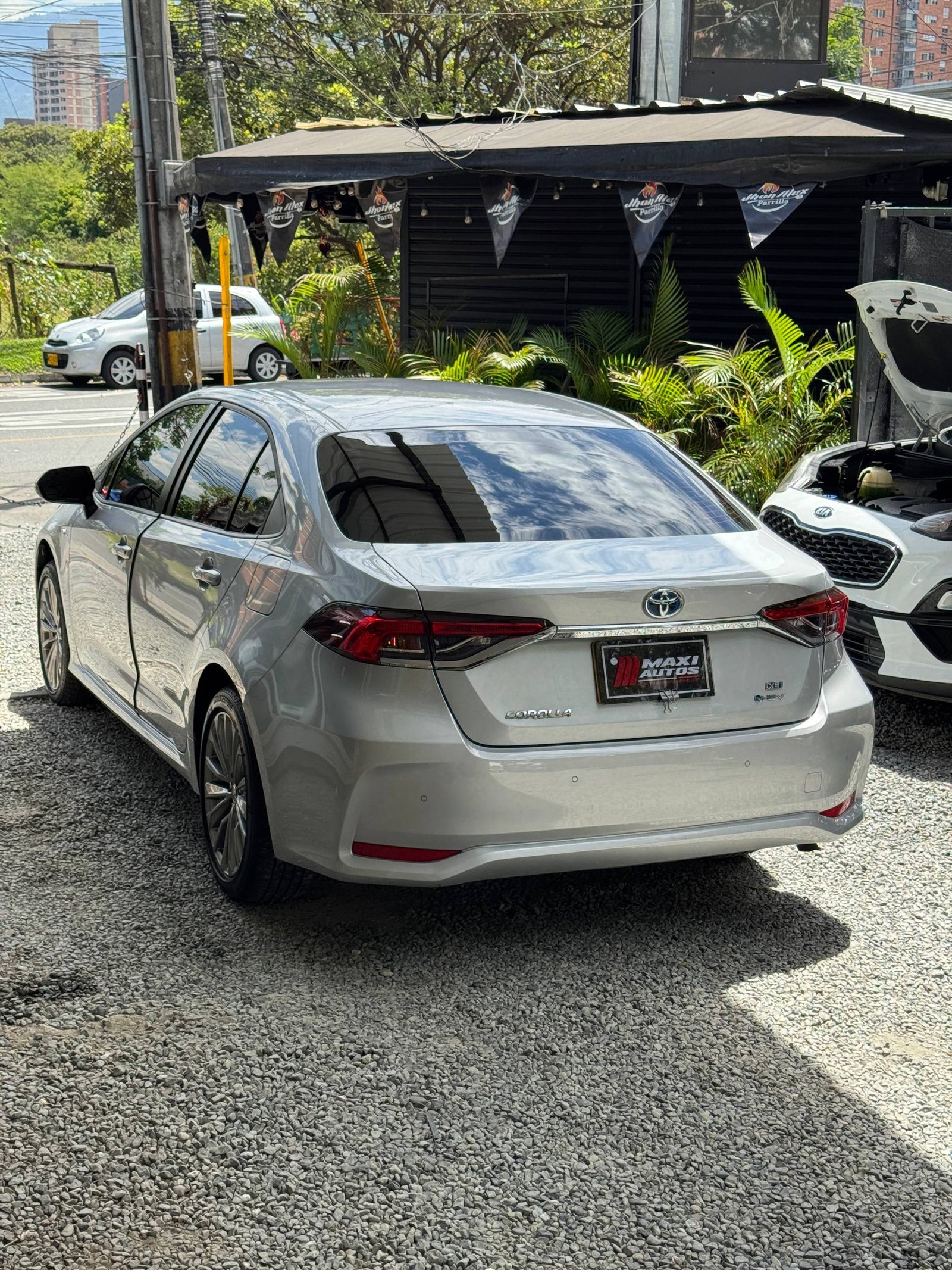 TOYOTA COROLLA XEI AT 1.8 HIBRIDO