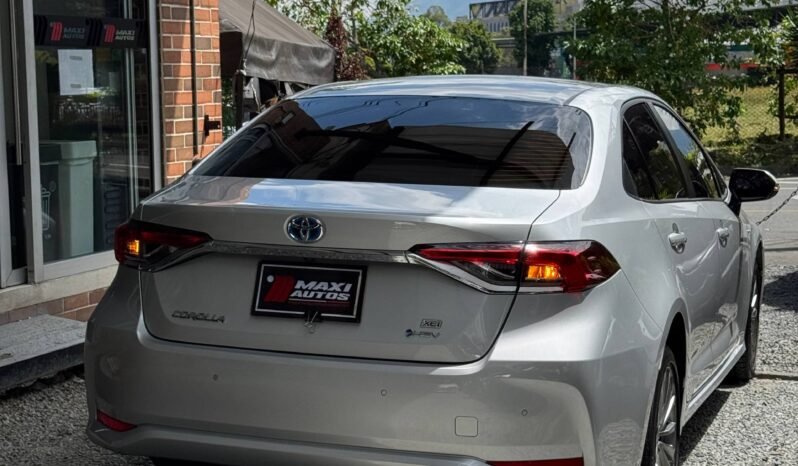 
								TOYOTA COROLLA XEI AT 1.8 HIBRIDO full									