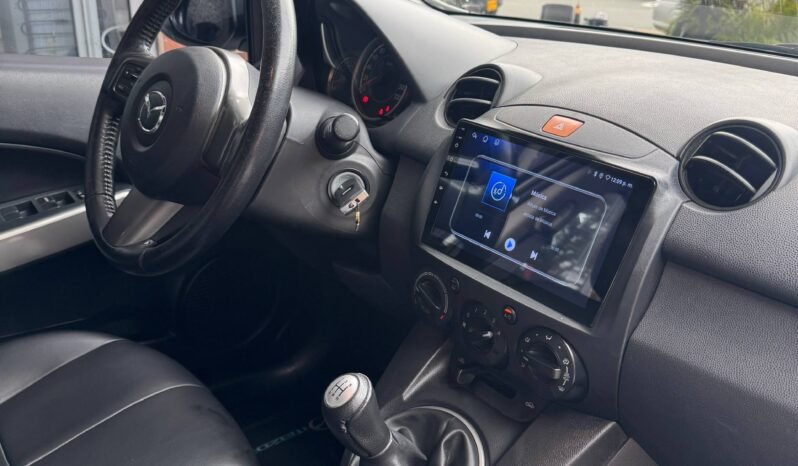 
								MAZDA 2 HM 1.5 MT full									