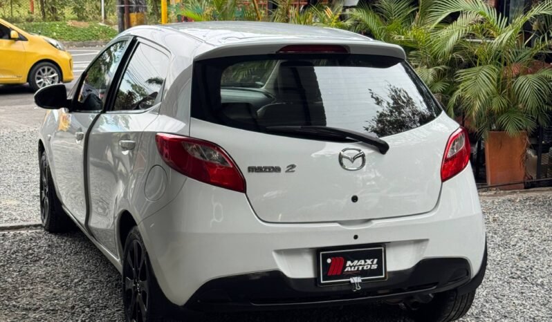 
								MAZDA 2 HM 1.5 MT full									