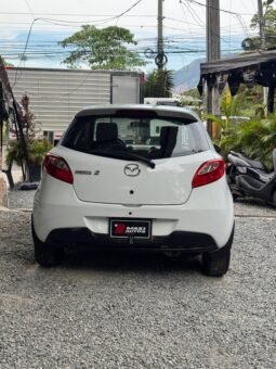 
										MAZDA 2 HM 1.5 MT full									