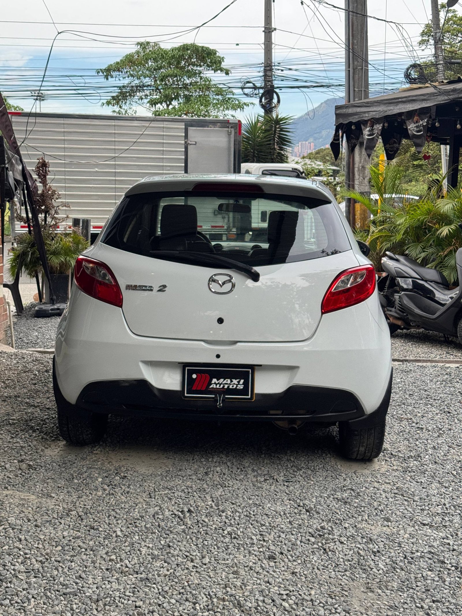 MAZDA 2 HM 1.5 MT