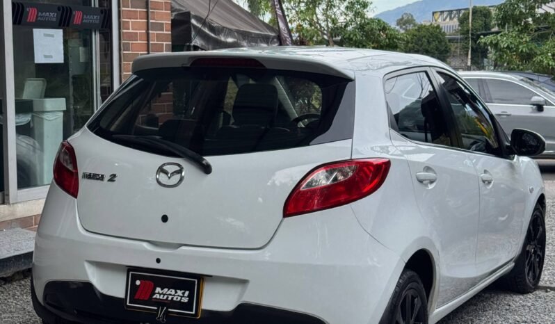 
								MAZDA 2 HM 1.5 MT full									