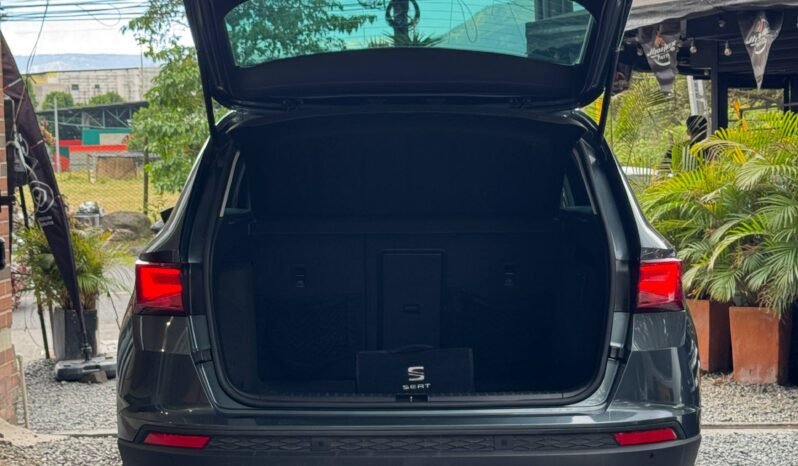 
								SEAT ATECA STYLE 2.0 AT full									