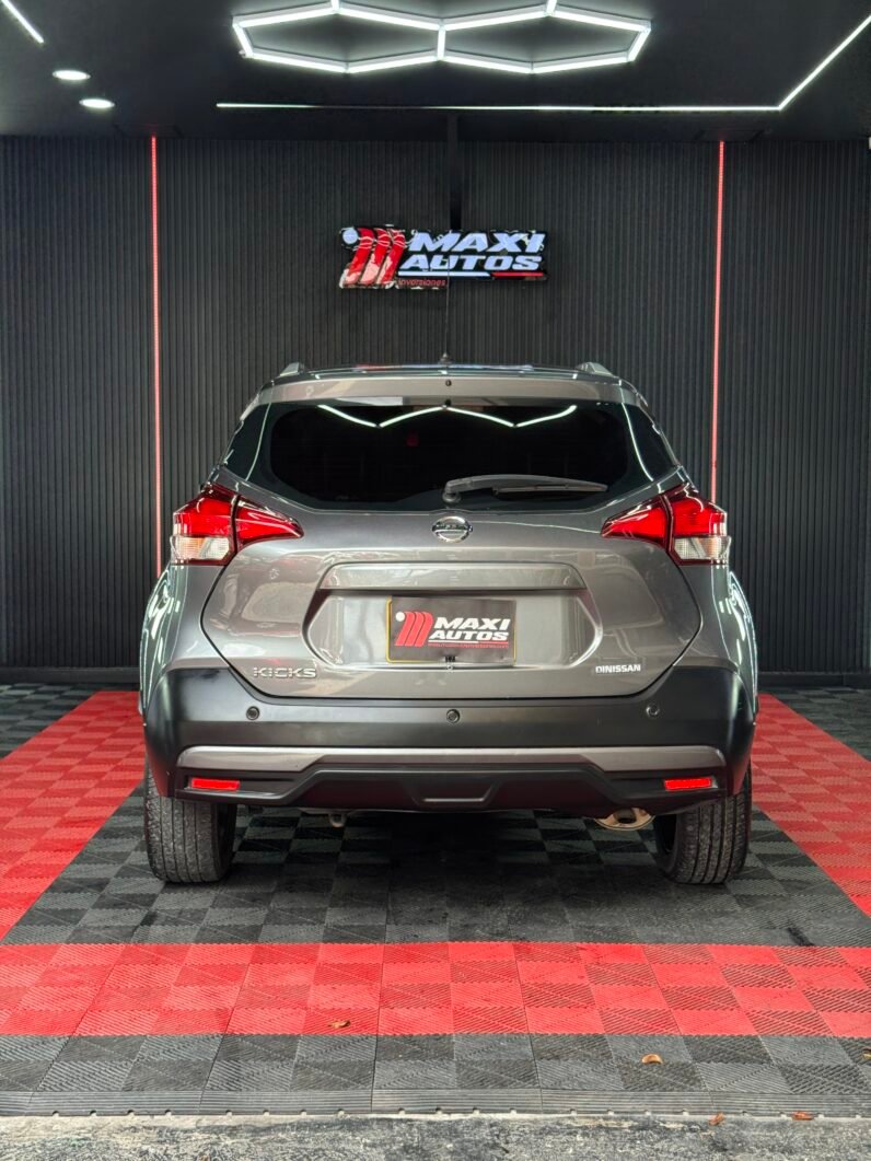 
								NISSAN KICKS ADVANCE MT 1.6L 4X2 full									