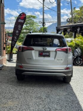 TOYOTA RAV4 STREET 2.0L AT 4×2