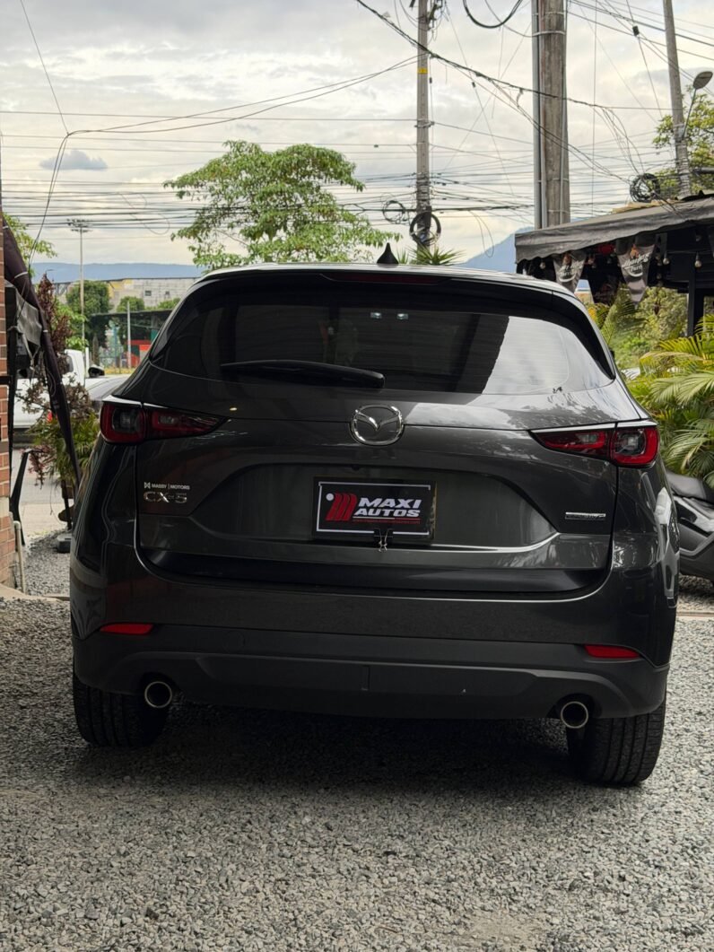 
								MAZDA CX-5 TOURING 2.0L 4×2 full									