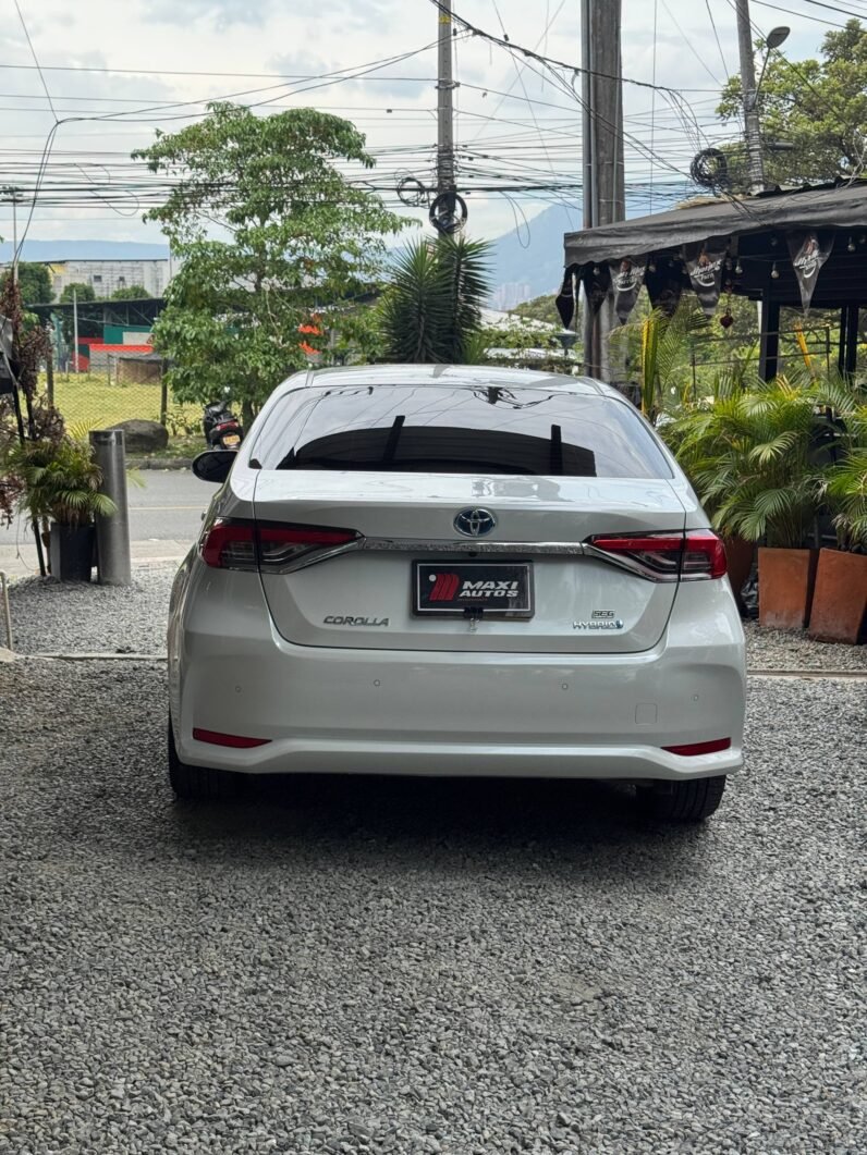 
								TOYOTA COROLLA  SEG AT HIBRIDO 1.8 AT full									