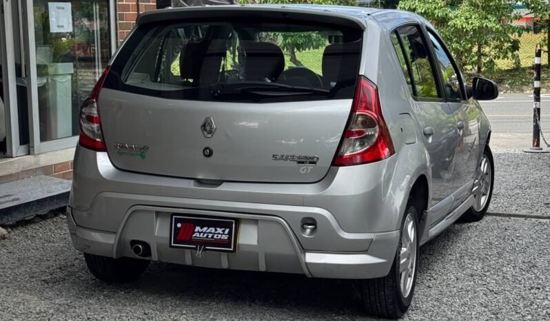 
								RENAULT SANDERO GT LINE 16V 1.6 MT full									