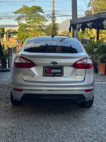 FORD FIESTA TITANIUM AT 1.6