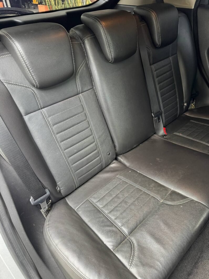 
								FORD FIESTA TITANIUM AT 1.6 full									