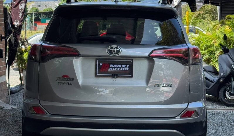 
								TOYOTA RAV4 STREET 2.0L AT 4×2 full									