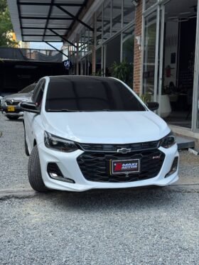 CHEVROLET ONIX RS MT HB