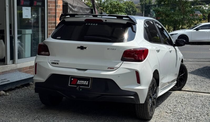 
								CHEVROLET ONIX RS MT HB full									