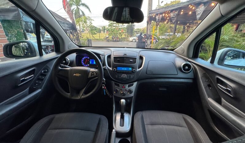 
								CHEVROLET TRACKER LS AT 1.8 4X2 full									