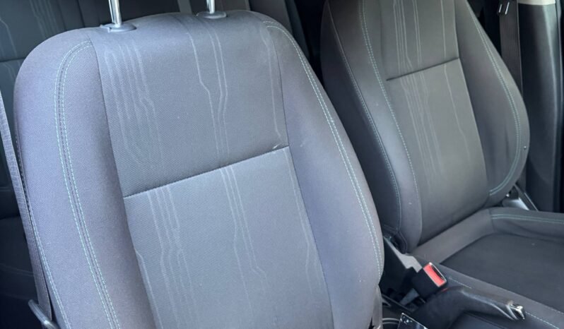 
								CHEVROLET TRACKER LS AT 1.8 4X2 full									