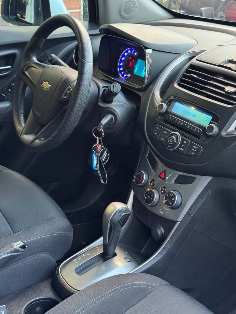 
								CHEVROLET TRACKER LS AT 1.8 4X2 full									