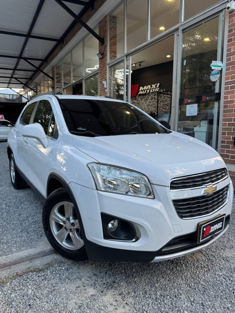 
								CHEVROLET TRACKER LS AT 1.8 4X2 full									