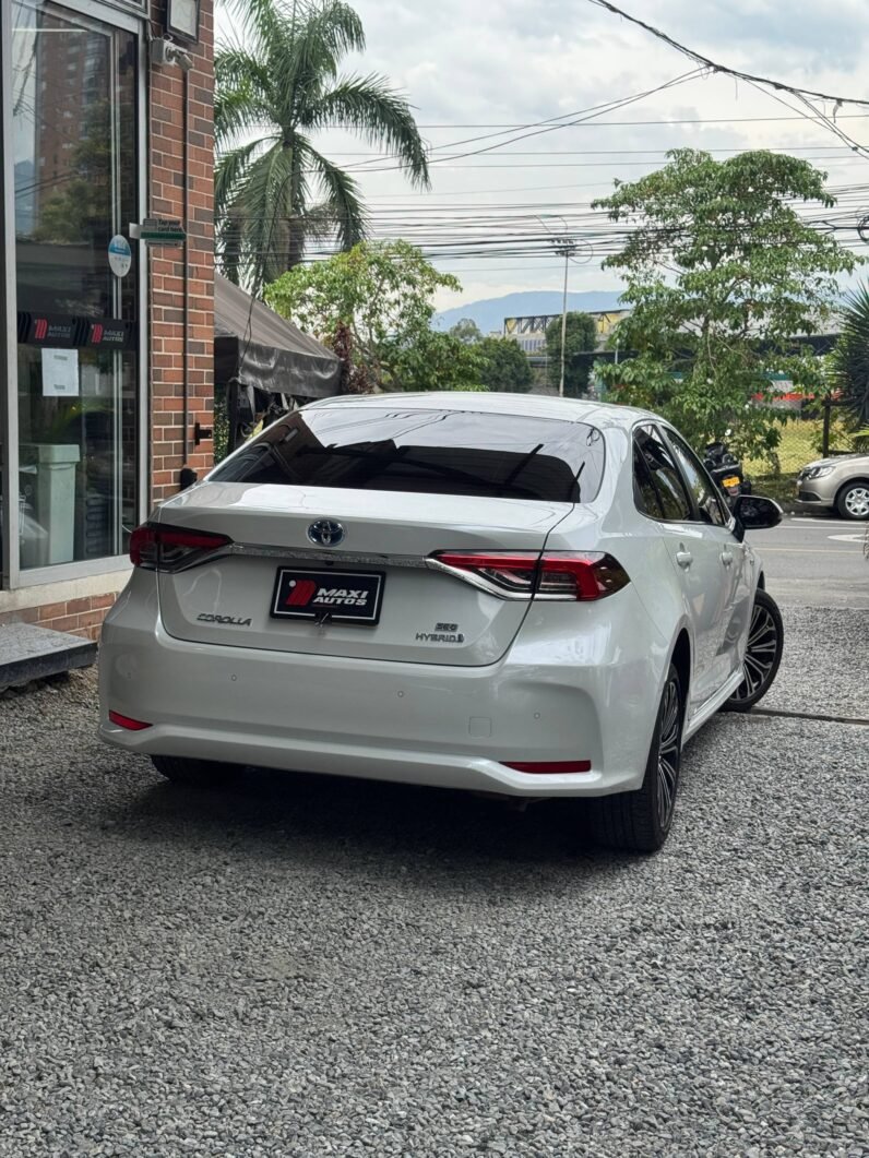 
								TOYOTA COROLLA  SEG AT HIBRIDO 1.8 AT full									
