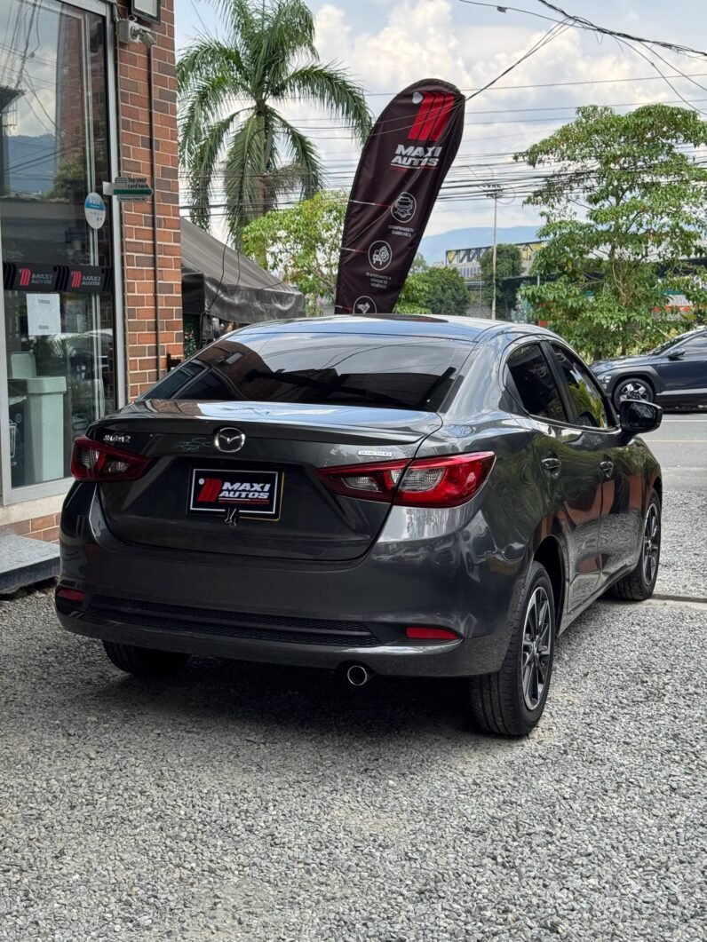 
								MAZDA 2 GRAND TOURING 1.5L AT full									