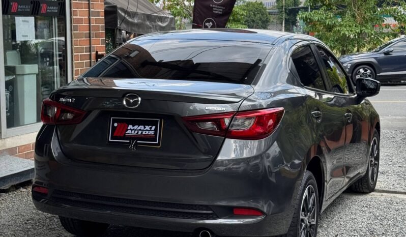 
								MAZDA 2 GRAND TOURING 1.5L AT full									