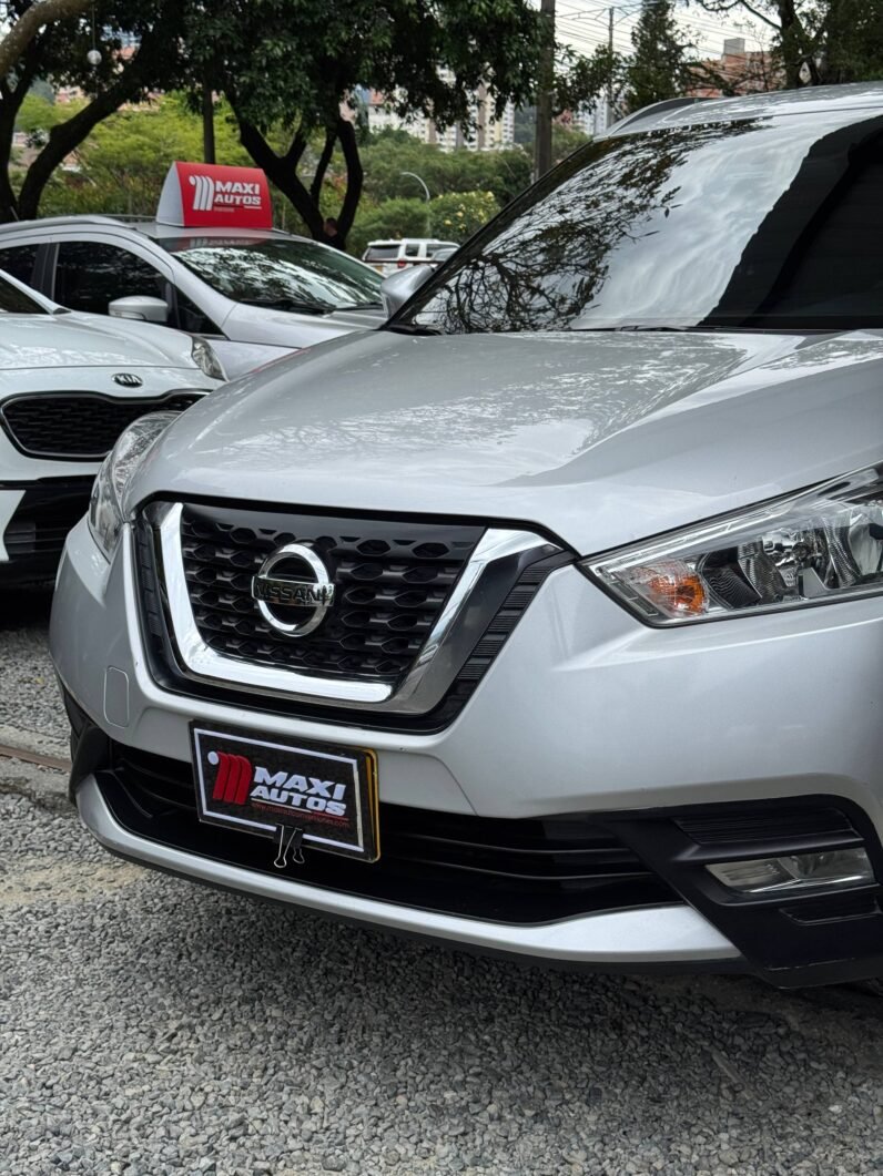 
								NISSAN KICKS ADVANCE AT 1.6 full									