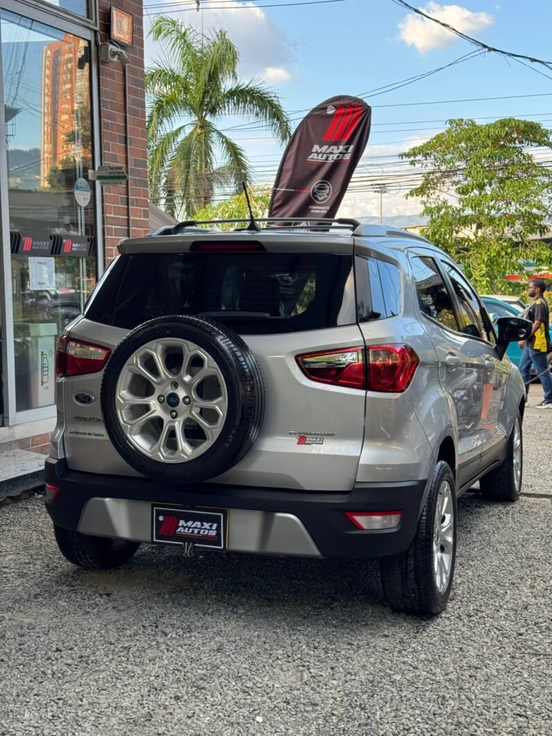 
								FORD ECOSPORT TITANIUM AT 4X2 full									