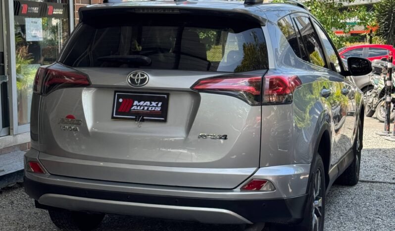 
								TOYOTA RAV4 STREET 2.0L AT 4×2 full									