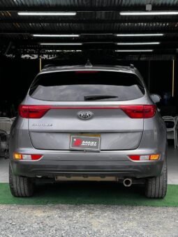 
										KIA SPORTAGE LX MT 2.0 4X2 full									