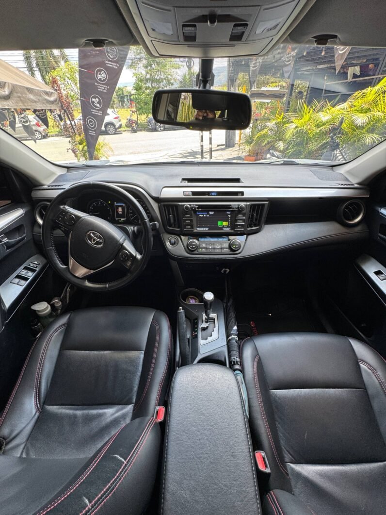 
								TOYOTA RAV4 STREET 2.0L AT 4×2 full									