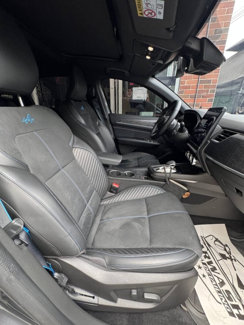 
								RENAULT ARKANA TECHNO 1.3L HIBRIDO full									