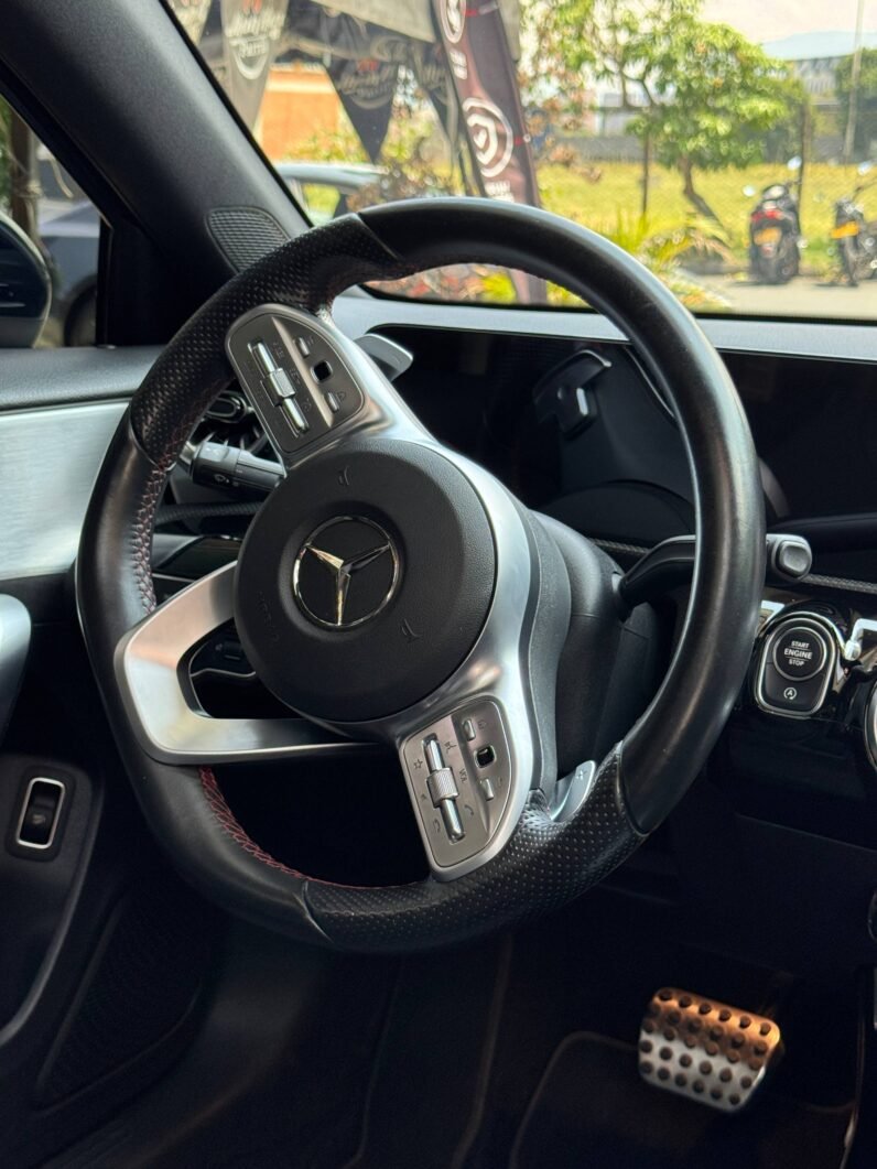 
								MERCEDES-BENZ A 180 AT full									