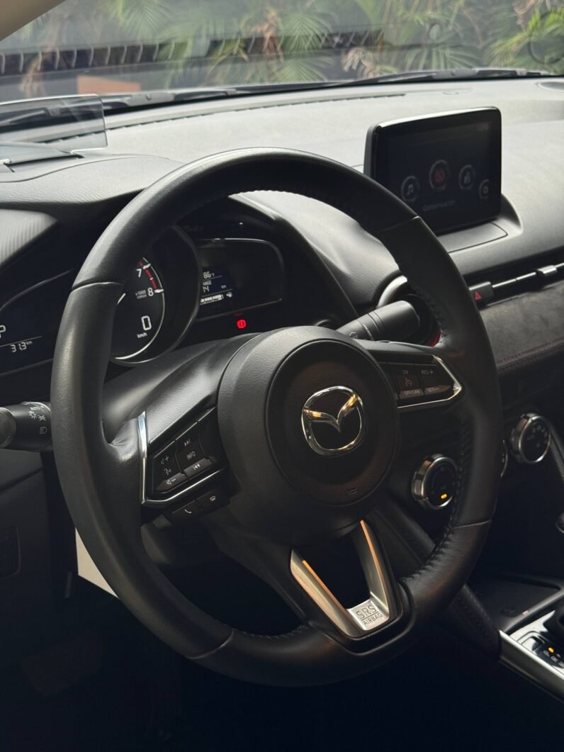 
								MAZDA 2 GRAND TOURING 1.5L AT full									