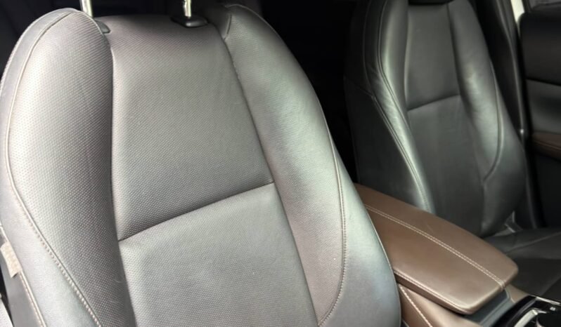 
								MAZDA CX-30 GRAND TOURING LX 2.5 full									