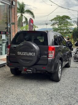 
										SUZUKI GRAND VITARA AT 2.4 4X4 full									