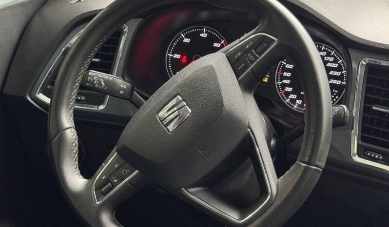 
								SEAT ATECA STYLE 2.0 AT full									