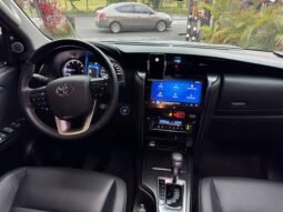 
										TOYOTA FORTUNER SRV 2.8 DIÉSEL 4X2 full									