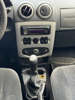 
										RENAULT SANDERO GT LINE 16V 1.6 MT full									