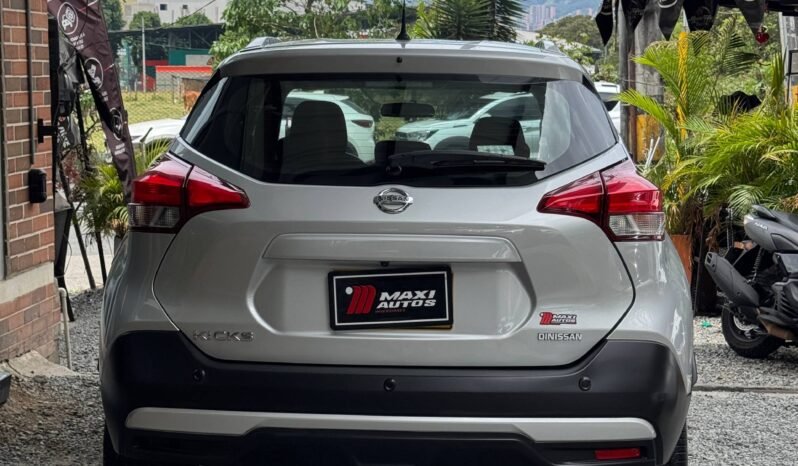 
								NISSAN KICKS ADVANCE AT 1.6 full									