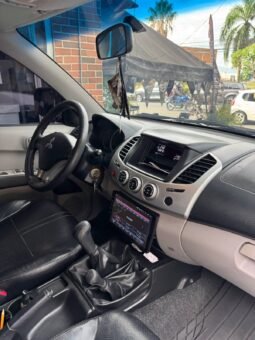 
										MITSUBISHI SPORTERO L200 MT 4X4 DIESEL full									