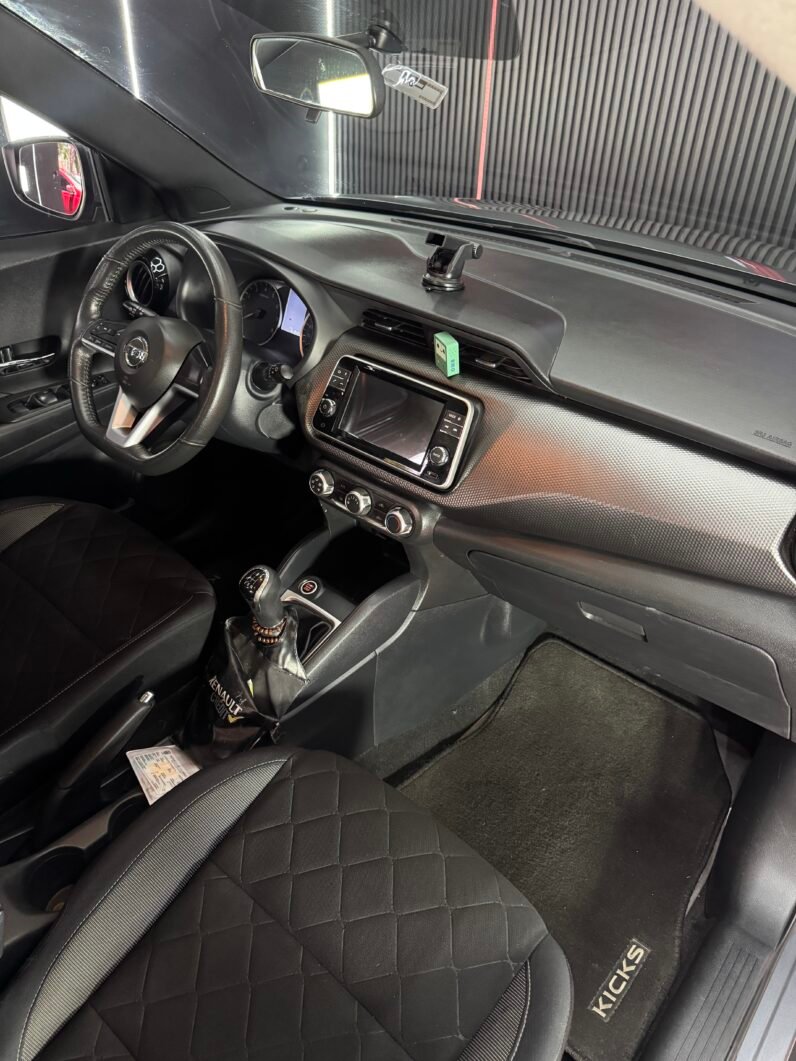 
								NISSAN KICKS ADVANCE MT 1.6L 4X2 full									