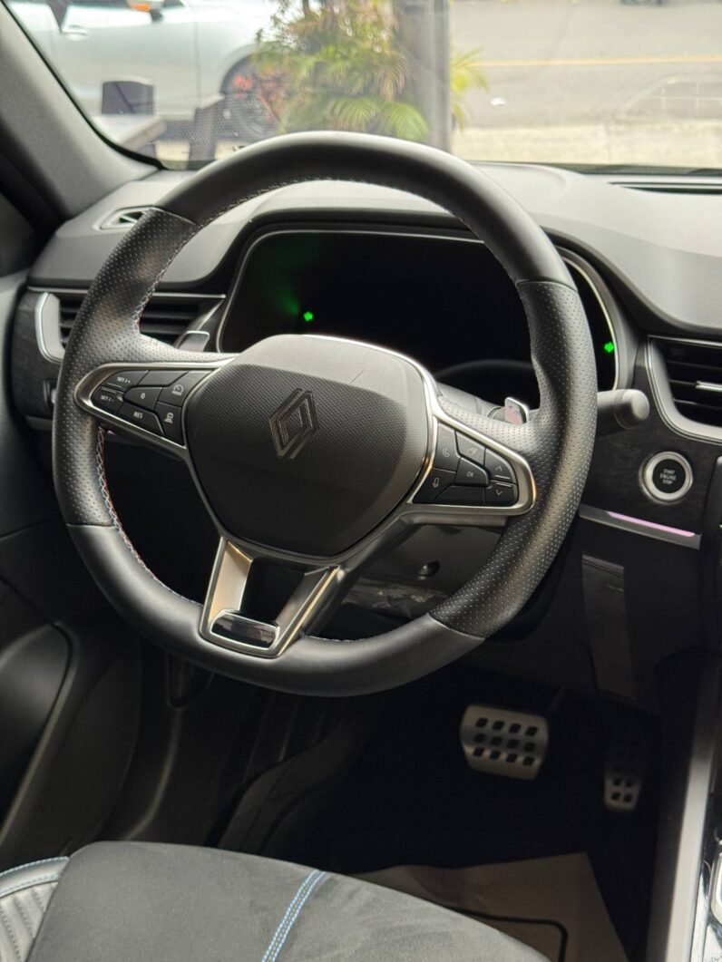 
								RENAULT ARKANA TECHNO 1.3L HIBRIDO full									