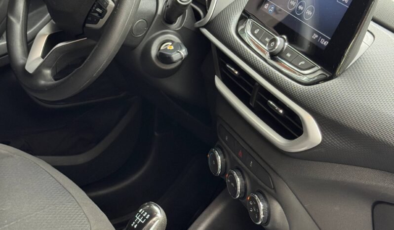
								CHEVROLET TRACKER LS MT 1.2 TURBO full									