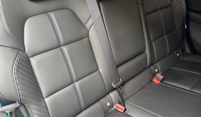 
								RENAULT ARKANA ESPRIT ALPINE AT 4X2 full									