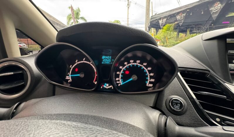 
								FORD FIESTA TITANIUM AT 1.6 full									