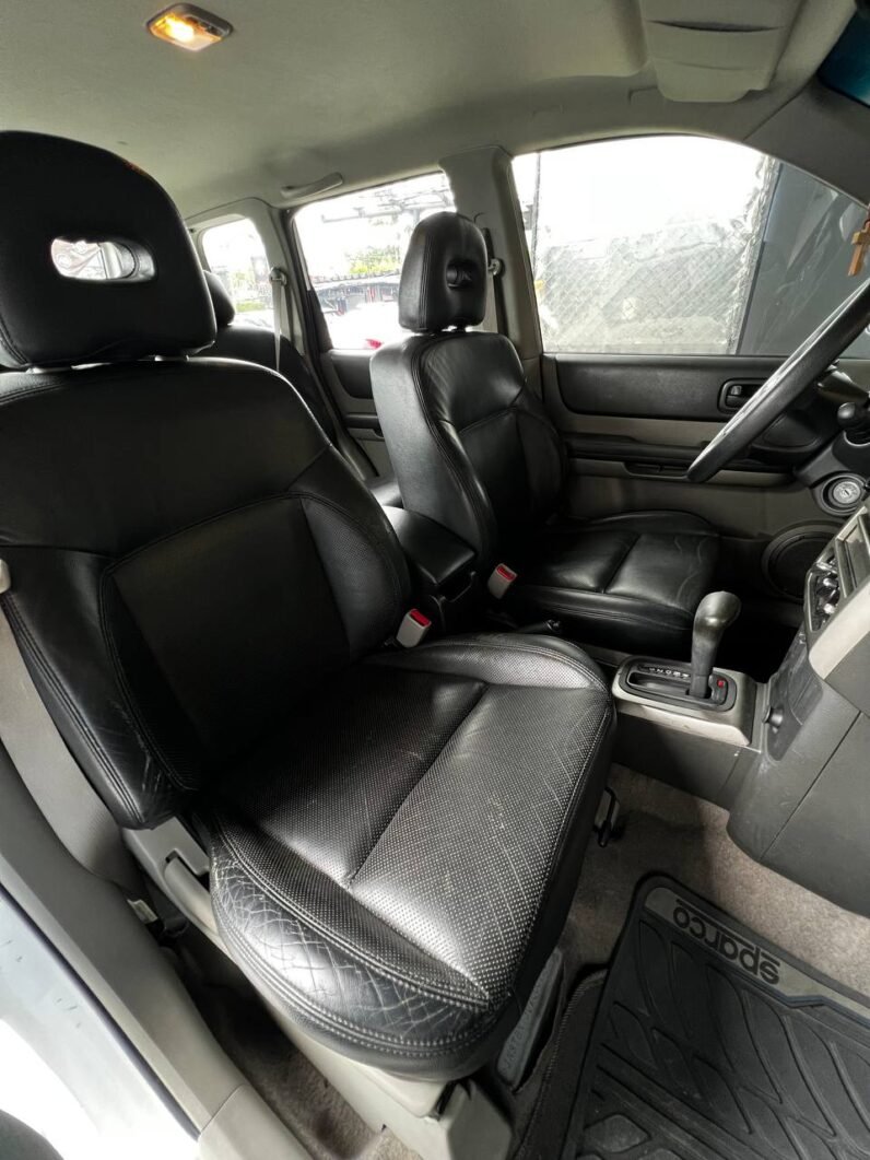 
								NISSAN XTRAIL 2.5 CLASSIC 4X4 AUT full									